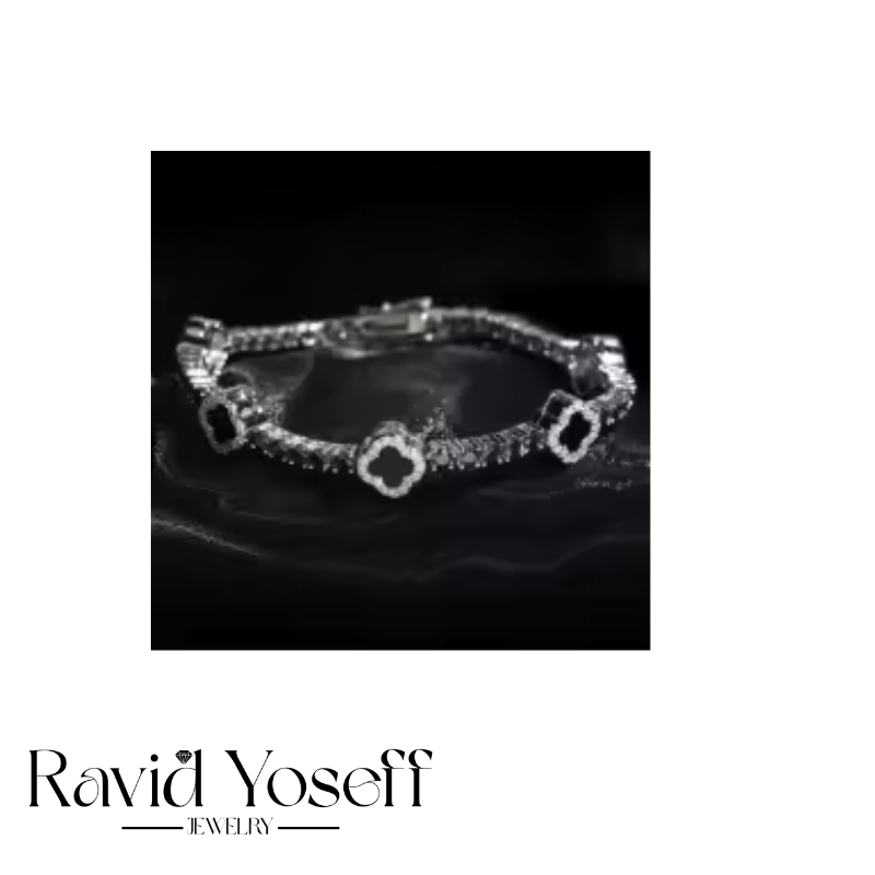 לגבר MOISSANITE  צמיד תלתן